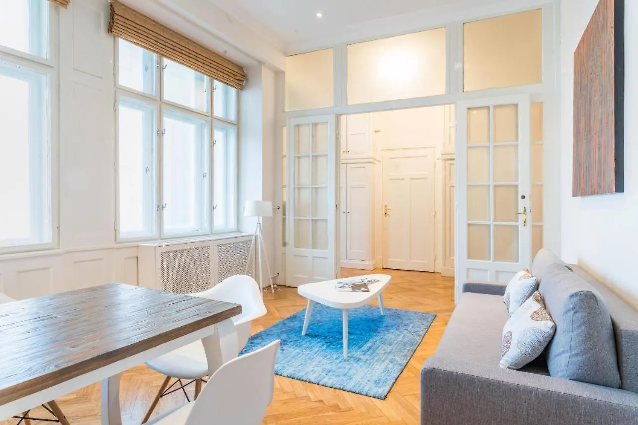 New Design Apartment - Váci utca 11 Budapest Hungría